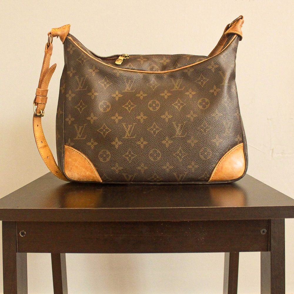 Louis Vuitton vintage bagatelle monogram canvas